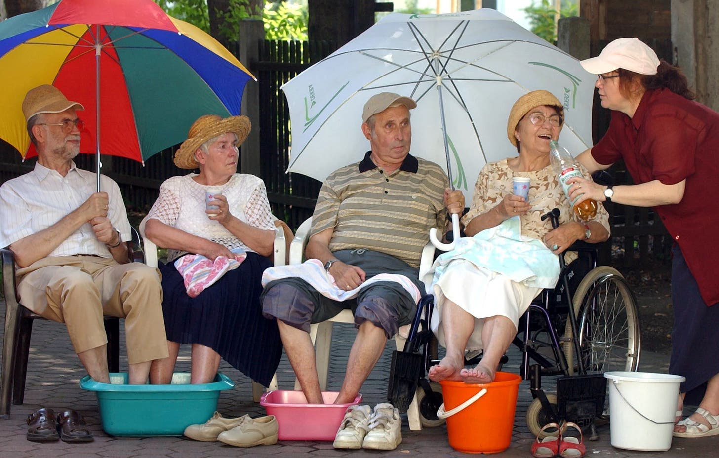 Zdravlje starijih osoba tokom letnjih vrućina – mere predostrožnosti